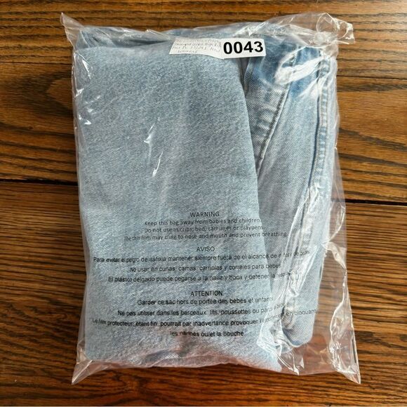 Abercrombie & Fitch 90s Straight Ultra High Rise Jeans Plus Size 37 / 24S NEW - Picture 10 of 10